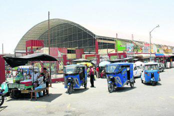 Hoy entregan mercado Santa Rosa a comerciantes