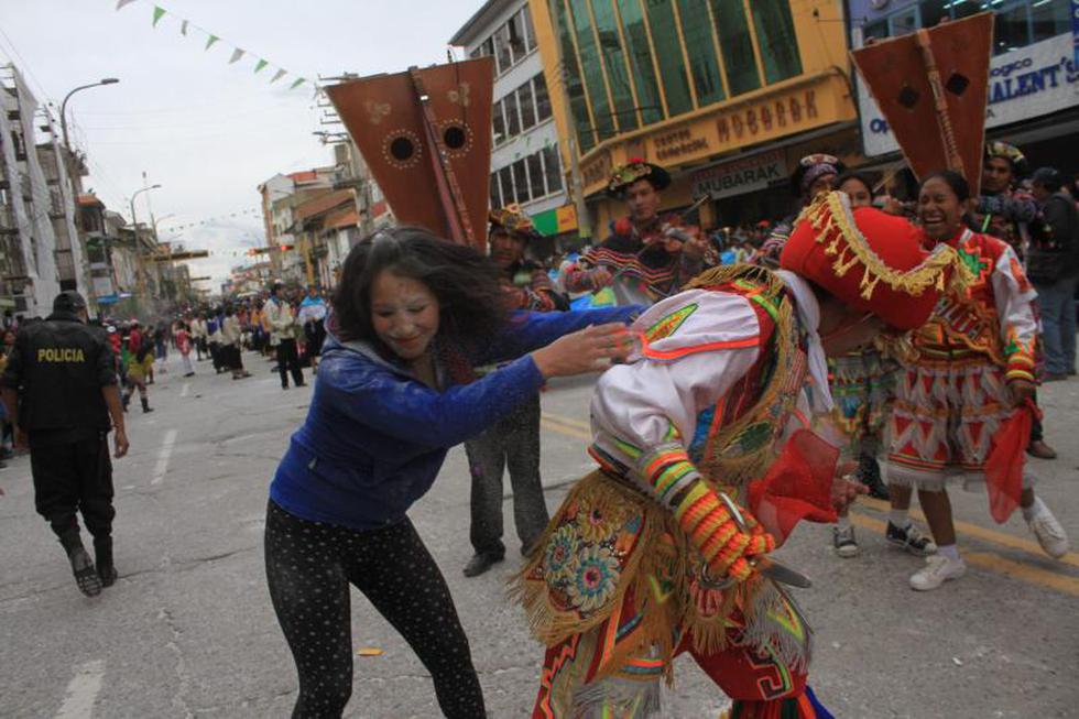 Así se vivió el Ño Carnavalon en Huancayo (FOTOS)