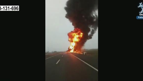 La emergencia del camión cisterna incendiado fue reportada desde las 7:19 a.m. en la página web de los Bomberos. (Captura: América Noticias)