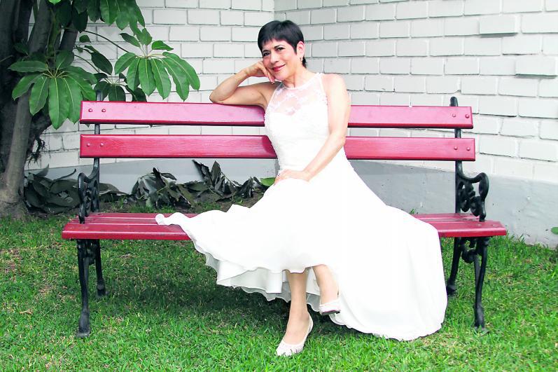 Cantante Cecilia Barraza sufre infarto cerebral