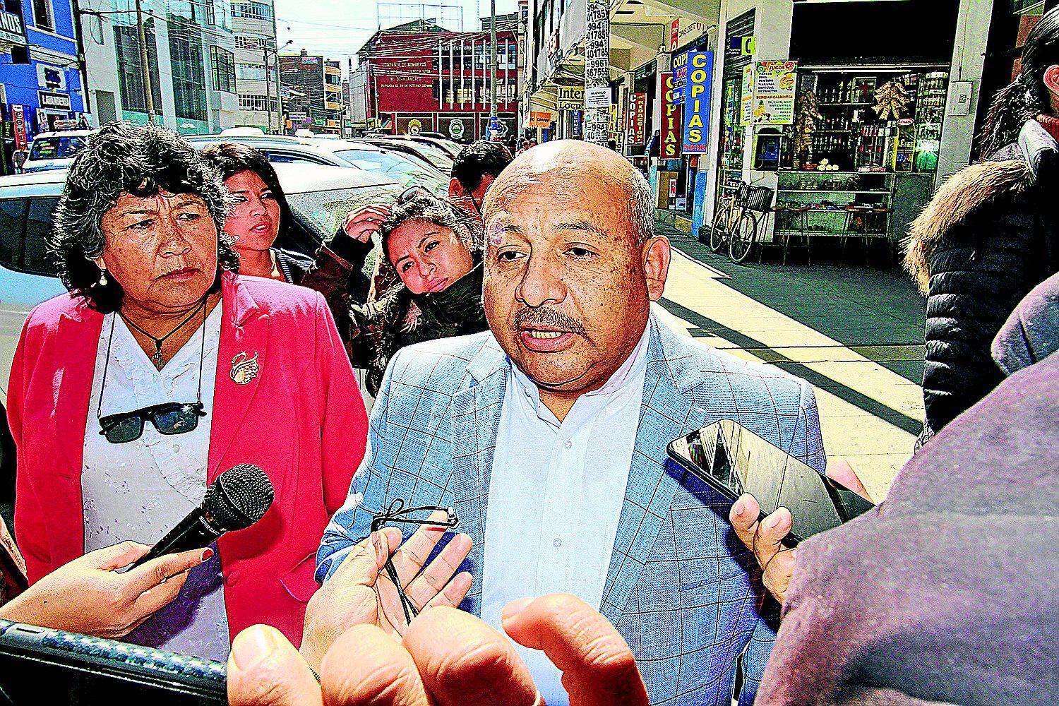 Congresista Guía Pianto se defiende y asegura: “ Nunca contraté con el Estado”