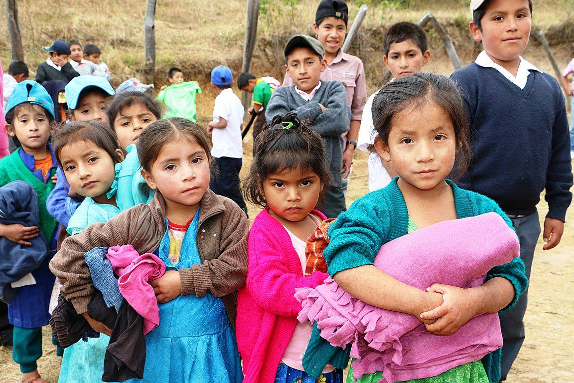 Más de 1.600 pobladores de la sierra de Piura son atendidos por el friaje