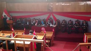 Autoridades de Puno asisten a sesión solemne por Fiestas Patrias