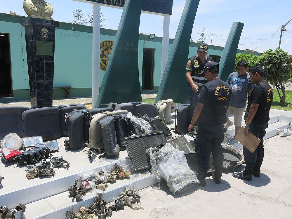 Policía incauta en operativo más de 35 mil soles en accesorios de vehículos 
