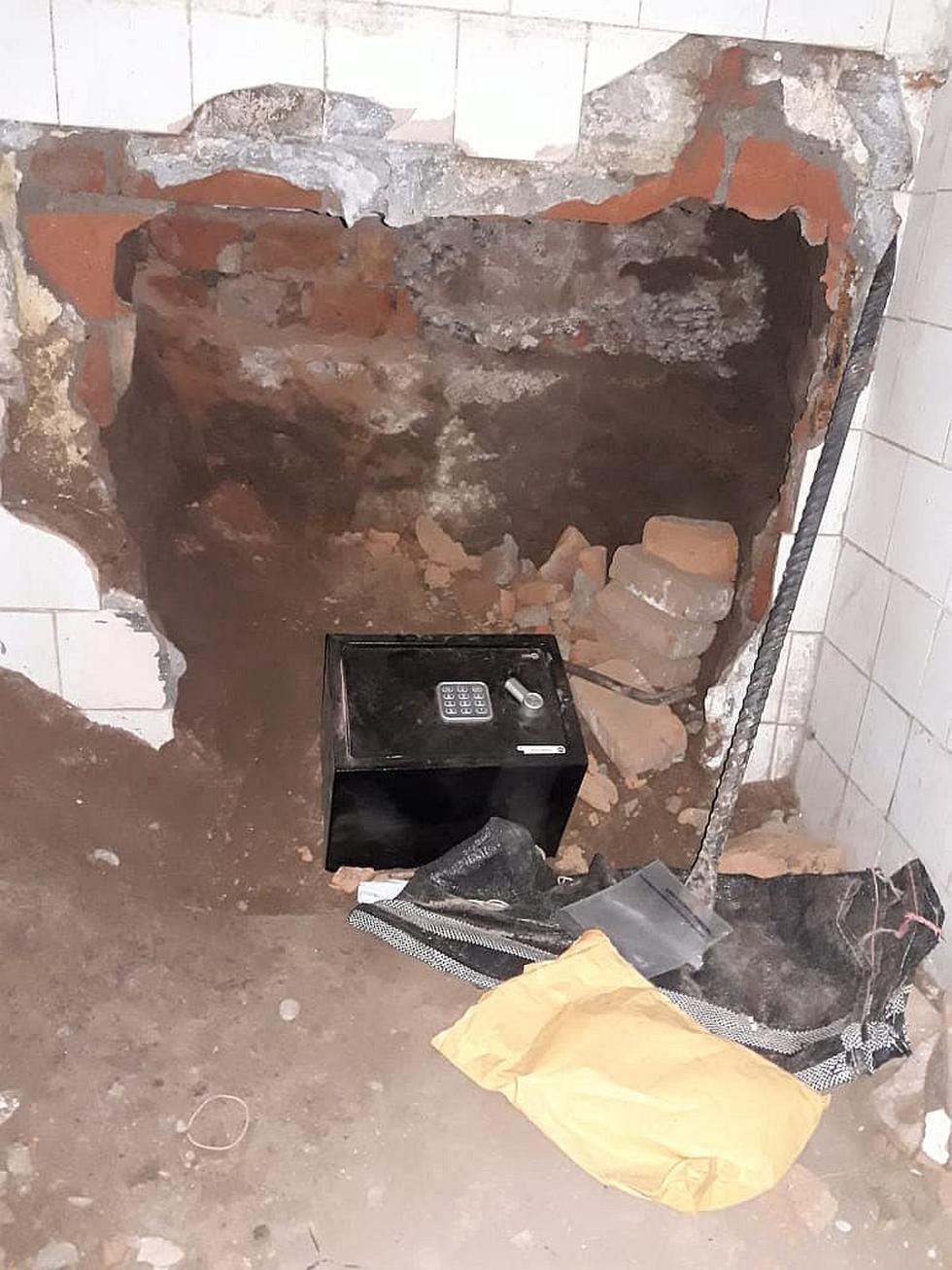 ​Roban S/ 62,000 en local de Movistar