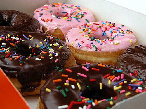 Conocida marca regalará donuts por celebración 