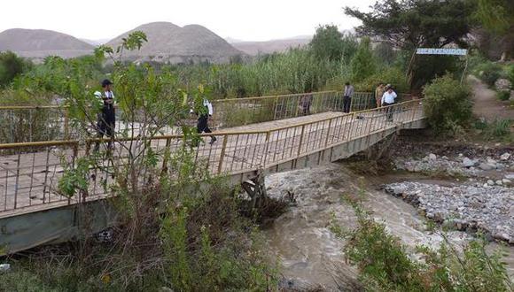 Moquegua: Puente metálico en La Chimba a punto de colapsar