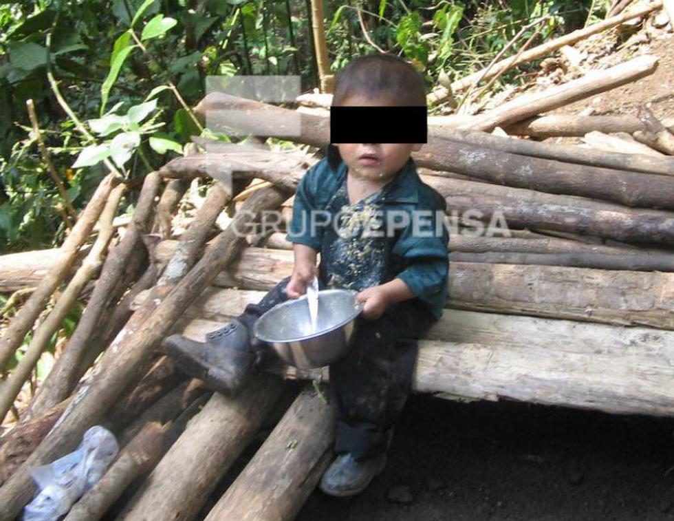 Fotos exclusivas de niños "pioneritos" adiestrados por Sendero Luminoso 