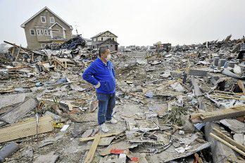 S&P rebaja a negativo a Japón