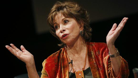 ​Isabel Allende: "las madres crían a sus hijos para ser servidos y a hijas para servirlos"