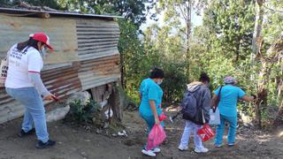COVID-19 en Piura: Personal de Salud camina horas para inmunizar a la población de Chalaco
