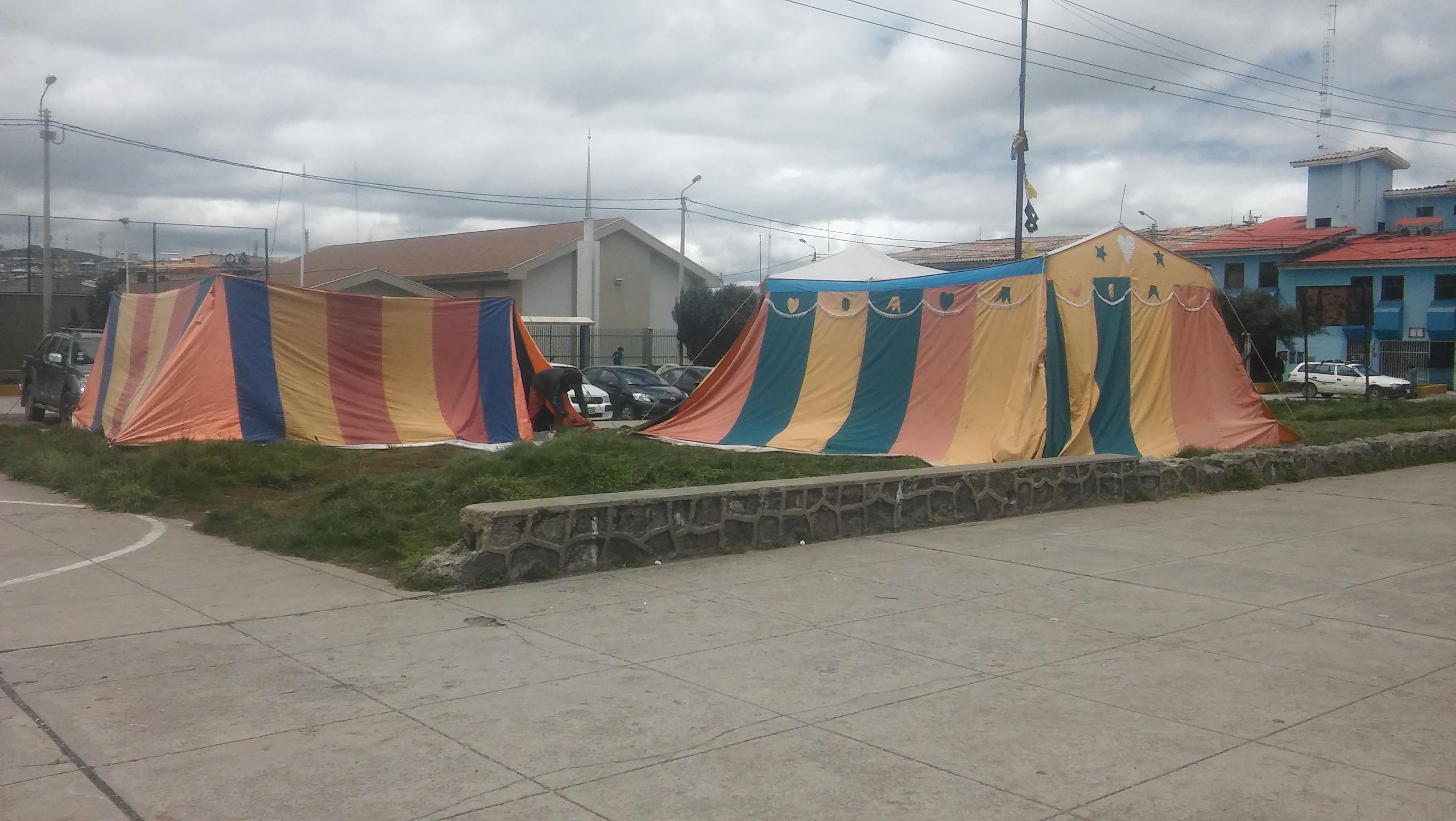 Retiran a gitanas de parque por no tener autorización