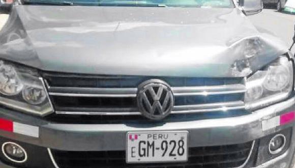 Vehículo del Gobierno Regional de Puno protagoniza accidente