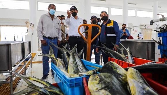 Desembarcadero pesquero artesanal Morro Sama fue inspeccionado por ministro de Producción