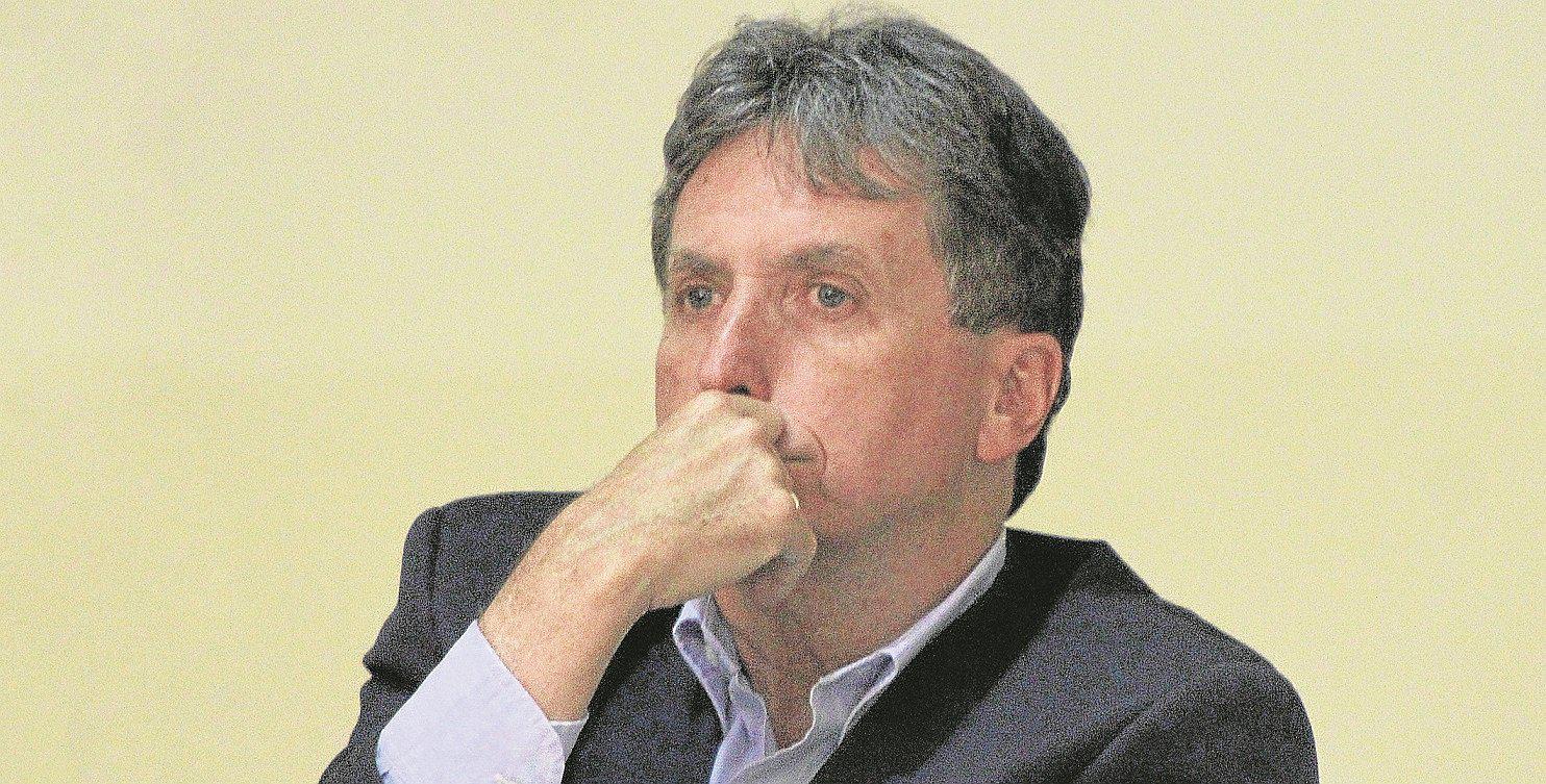 Exigen la renuncia de Pablo de la Flor por atraso en obras    