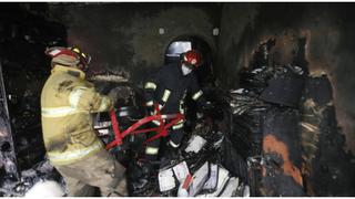 Dos menores fueron rescatadas de incendio ocurrido en La Victoria (FOTOS)