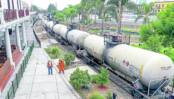 ​Ferrocarril Central transporta miles de galones de combustible a Pasco y Junín 
