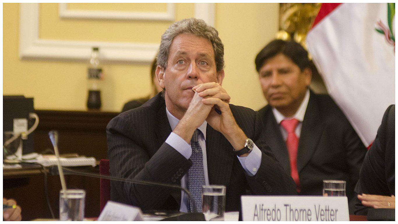 Comisión de Fiscalización cita para este viernes a ministro Alfredo Thorne