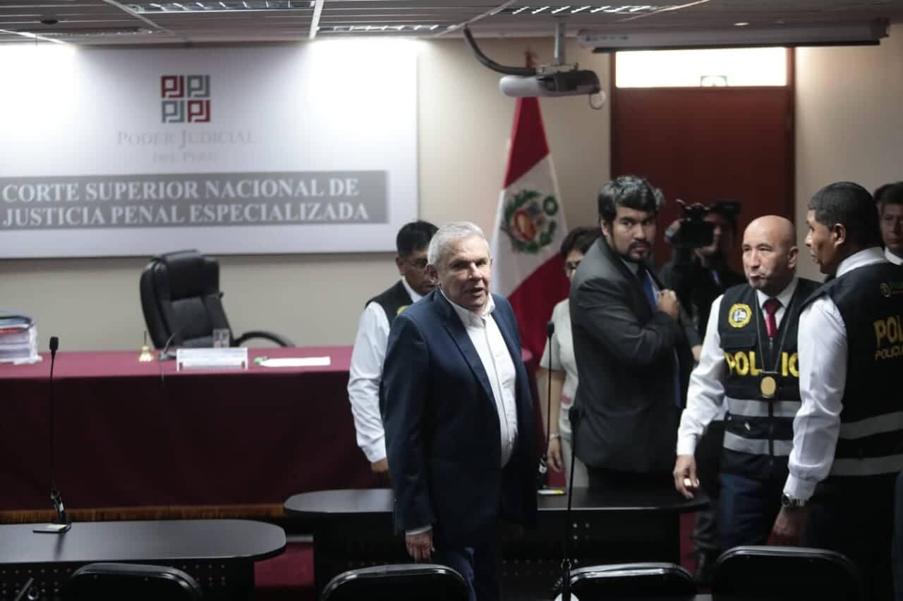 Dictan 24 meses de prisión preventiva contra Luis Castañeda Lossio. Foto: Hugo Pérez