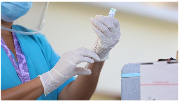 158 vacunas contra la COVID-19 fueron destinadas a dos clínicas privadas de la ciudad de Trujillo que no atienden pacientes con este virus.