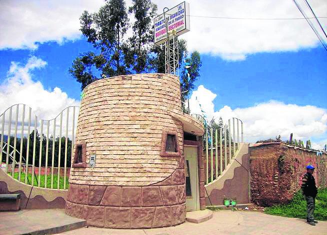 Aldrín Zárate anuncia: "Los tambos del distrito de El Tambo pasarán a la historia"