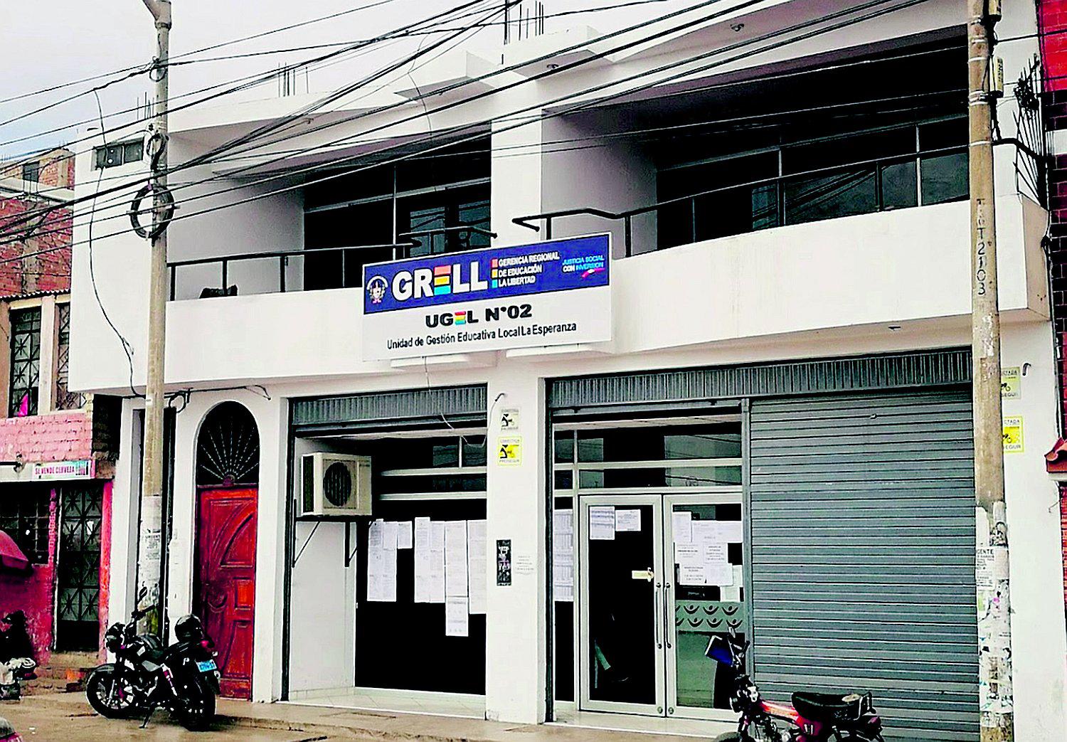 Denuncian falsificación de datos en examen de ascenso de la directora de Ugel N° 2