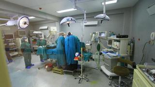 Mil cirugías por mes en la red de Essalud