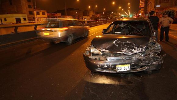 Accidente en el Cercado de Lima deja dos heridos