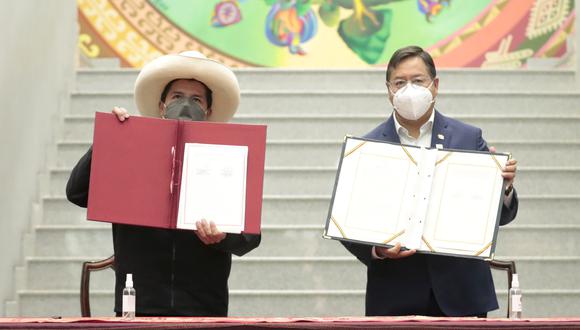 Durante el VI Gabinete Binacional Perú-Bolivia, realizado en La Paz, se suscribieron diversos convenios en materia de hidrocarburos y minería. (Foto: Presidencia)