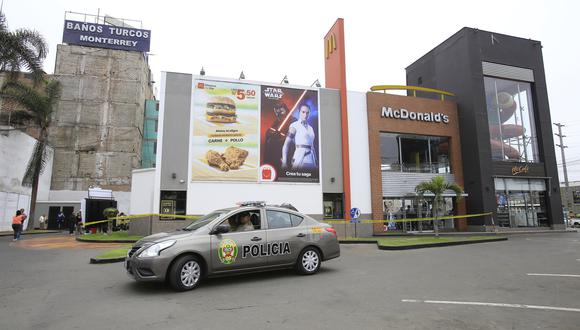 Dos jóvenes fallecieron trabajando en local de McDonald's. (Foto: GEC)