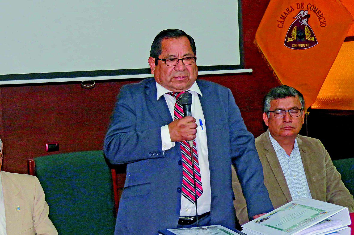 Defensoría del Pueblo advierte que Luis Gamarra “concentra el poder”