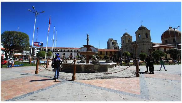 ​Plaza de la Constitución en los planes de candidatos a la provincia de Huancayo 