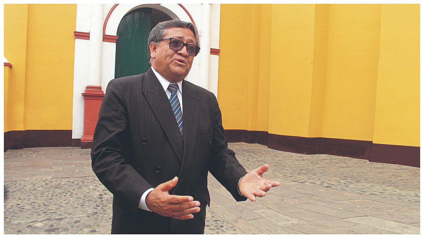 Ley Universitaria frenaría nueva propuesta de ingreso  a la UNT de Vásquez Boyer