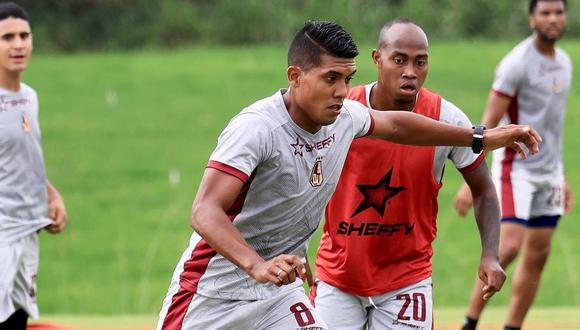 Raziel García ya hace prácticas de fútbol en Deportes Tolima.