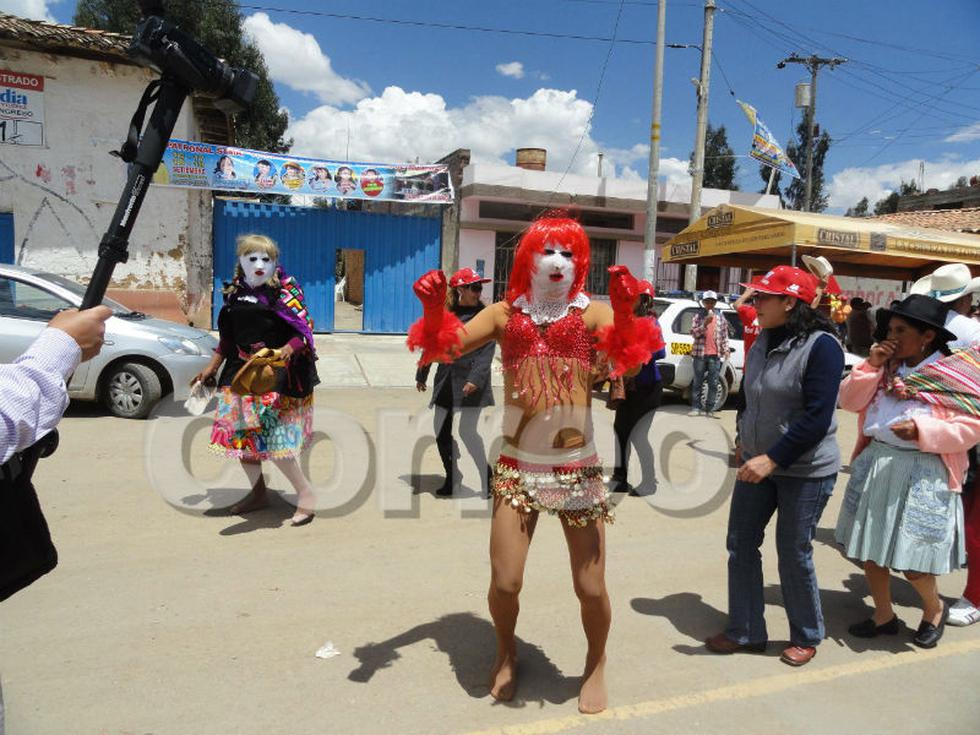Camilles dan alegría  en fiesta de la Virgen del Cocharcas (FOTOS)