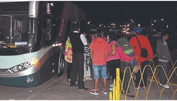 Marcas asaltan a pasajeros en Paita 