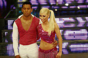 "Conejo" Rebosio y Belén Estéves a la final