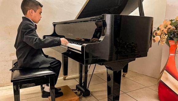Piuranito participará junto a otros 60 niños en el festival nacional de piano.