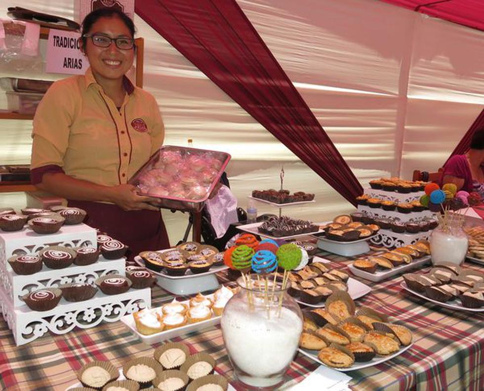 Festival de dulces en el atrio de la Cocatedral de Moquegua