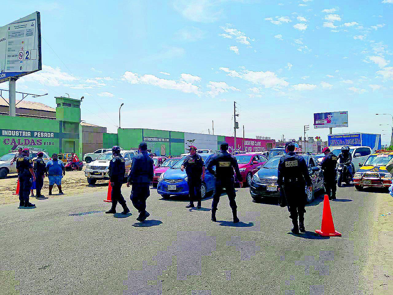 Policía no permitió tránsito de vehículos