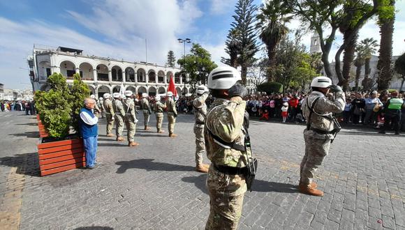 Actividad organizada por las Fuerzas Armadas en Arequipa. (Foto: Yorch Huamaní)