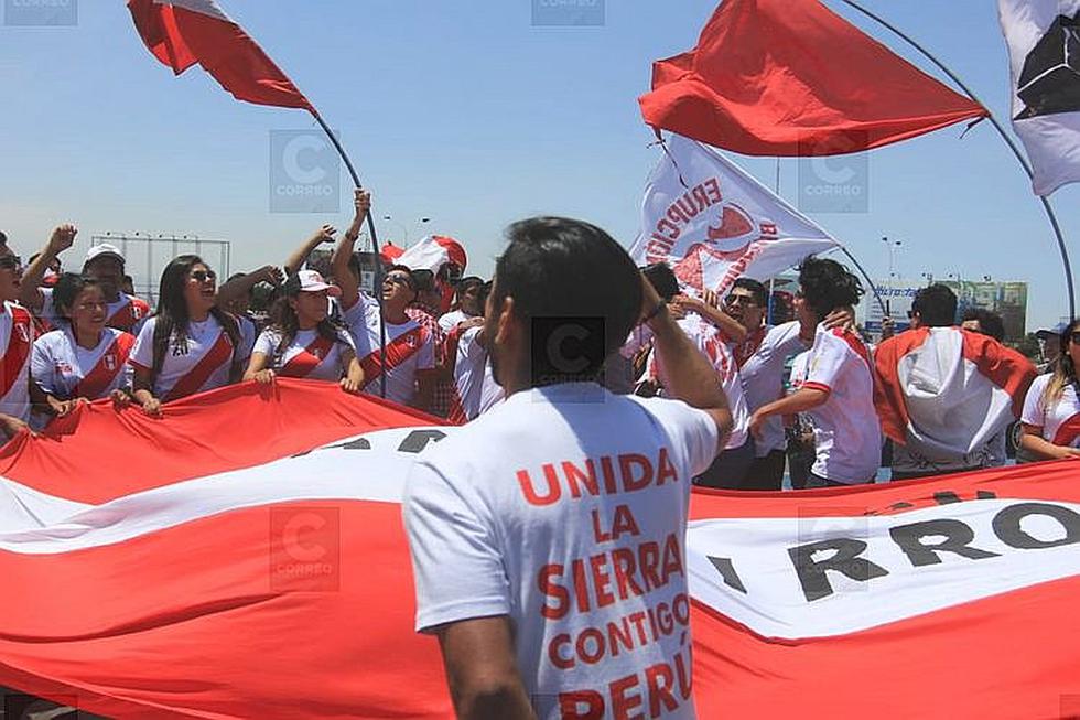 ​Perú vs Costa Rica: Arequipeños esperan a la Selección en aeropuerto (VIDEO)
