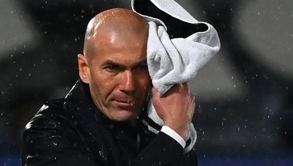 Zinedine Zidane deja el banquillo del Real Madrid. (Foto: AFP)