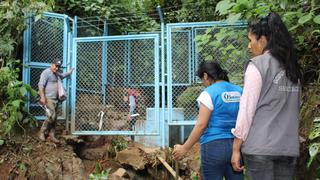 Familias afectadas por deslizamientos de tierra en la sierra de Piura no tienen agua desde hace cinco días