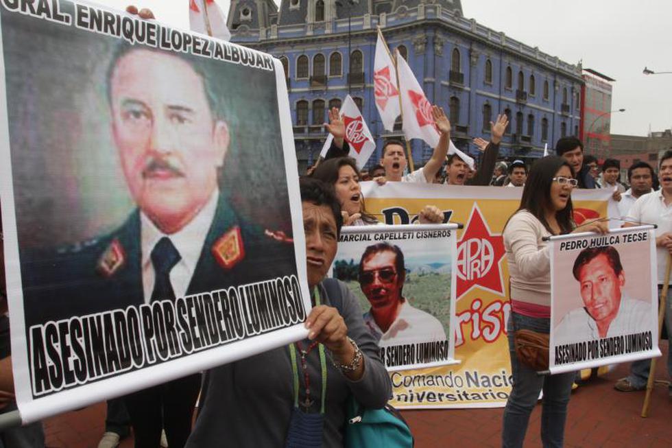 Marcha estudiantil contra el terrorismo fue masiva