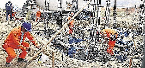 Construcción Civil: Aumentarán salarios a los trabajadores 