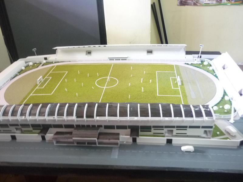 Exigen que se culmine obra paralizada en estadio 