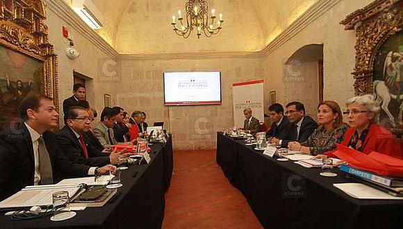 Autoridades del Ministerio de Justicia y del Poder Judicial se reúnen en Arequipa