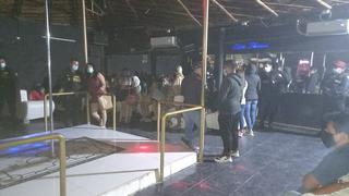 Intervienen a 40 personas en night club de Trujillo