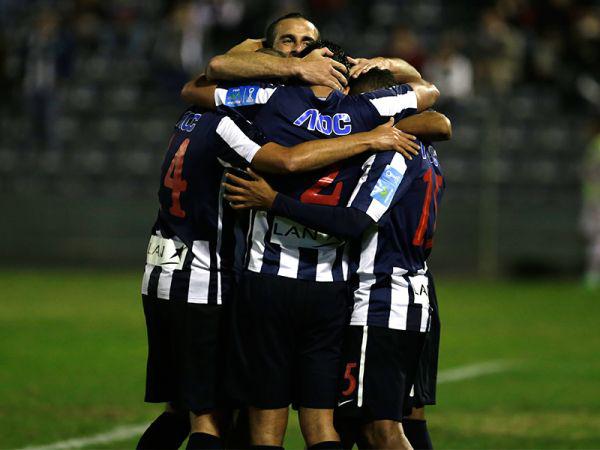 Alianza Lima venció 2 a 1 a León de Huánuco en Matute 